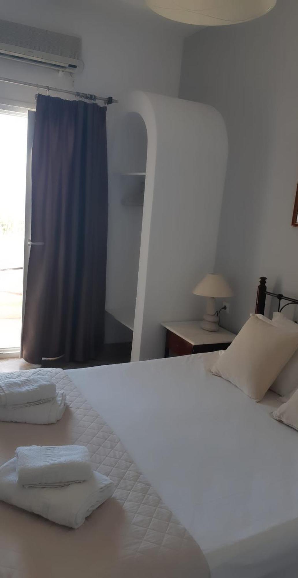 Emmanouela Studios & Villas Karterados  Dış mekan fotoğraf