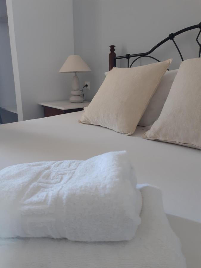 Emmanouela Studios & Villas Karterados  Dış mekan fotoğraf